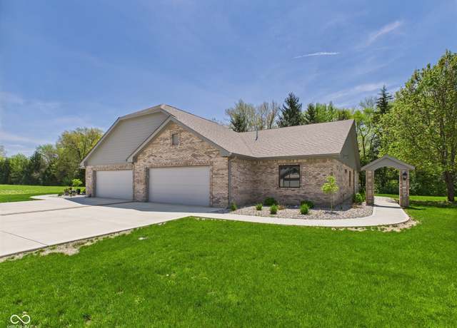 Property at 2327 Mimosa Ln, Anderson, IN 46011, 3 beds, 2 baths