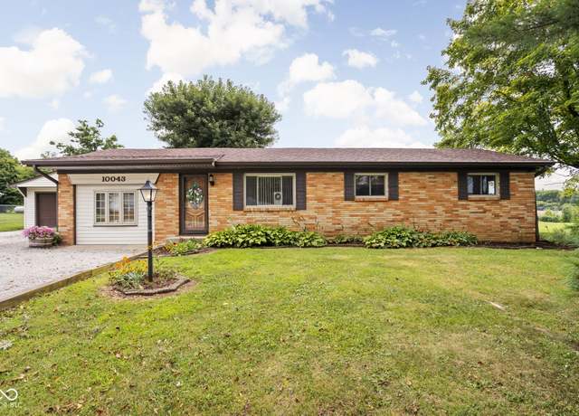 Property at 10043 Hodge Rd, Clayton, IN 46118, 3 beds, 1.5 baths
