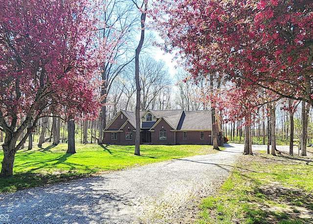 Property at 1285 W Judson Ln, Mooresville, IN 46158, 3 beds, 2.5 baths