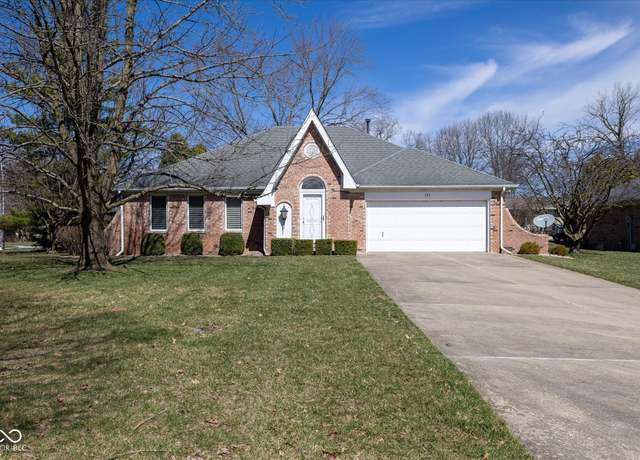 Property at 154 Dover Blvd N, Brownsburg, IN 46112, 2 beds, 2.5 baths