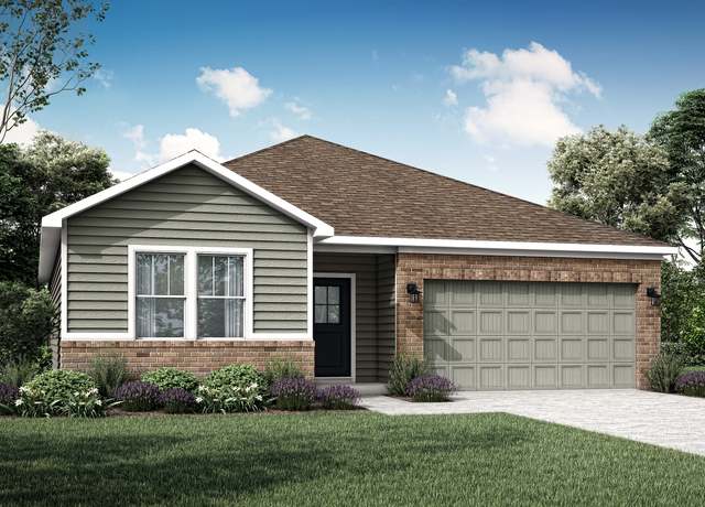 Property at 2215 Boxwood Dr, Greenfield, IN 46140, 3 beds, 2 baths