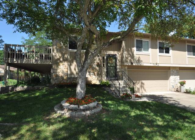 Property at 7942 Sunfield Ct, Indianapolis, IN 46214, 3 beds, 2 baths