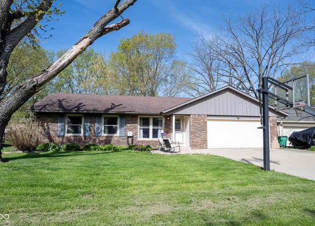 Property at 30 Sleepy Hollow Ct, Westfield, IN 46074, 3 beds, 2 baths