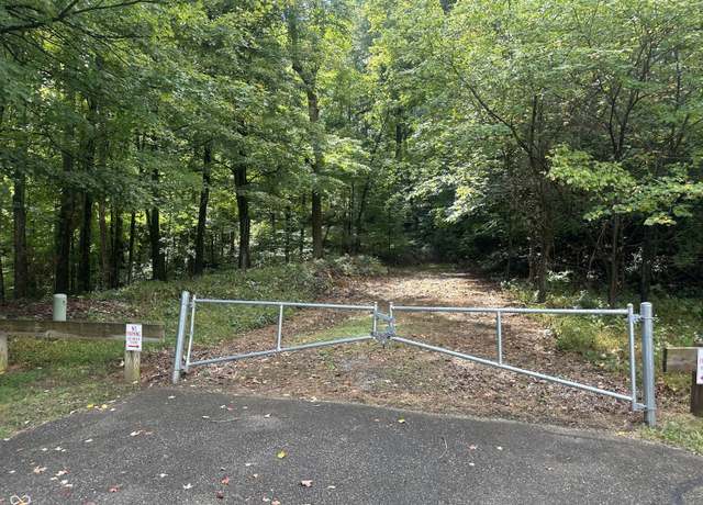 Property at 2665 N Country Club Rd, Martinsville, IN 46151