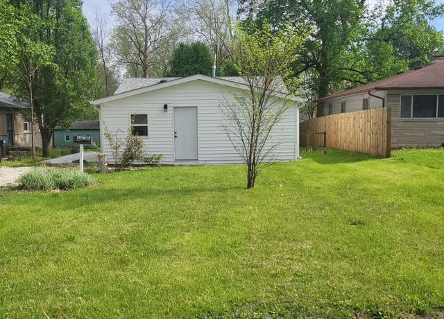 Property at 2855 Walker Ave, Indianapolis, IN 46203, 2 beds, 1 bath