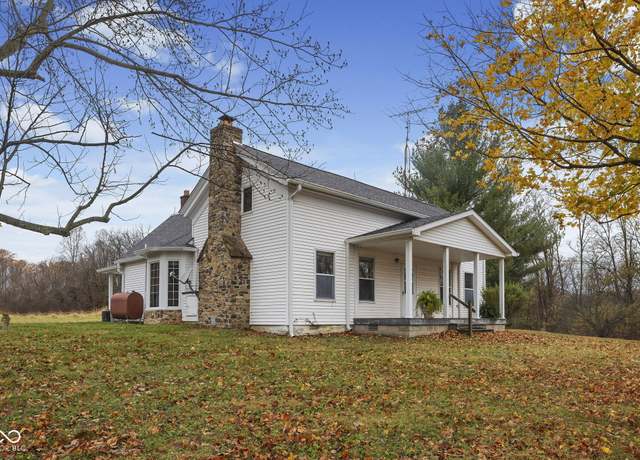Property at 8108 S County Road 450 W, Reelsville, IN 46171, 3 beds, 2 baths