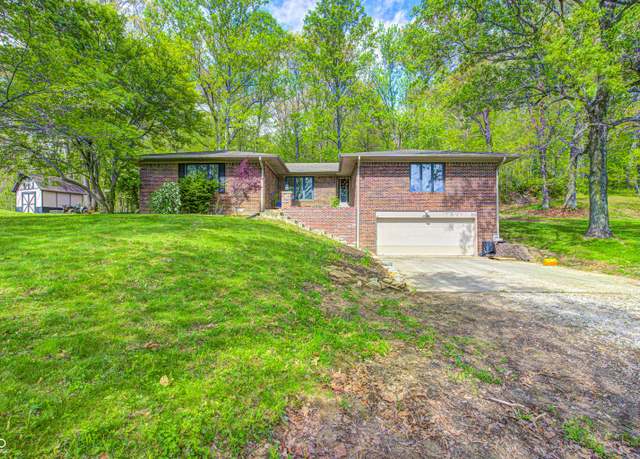 Property at 4080 S London Dr, Martinsville, IN 46151, 3 beds, 2 baths