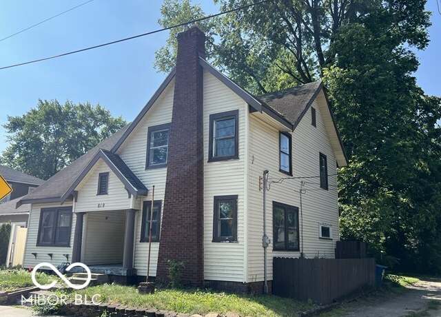 Property at 819 E 49th St, Indianapolis, IN 46205, 4 beds, 2.5 baths