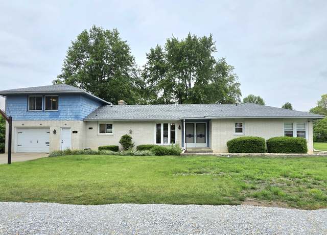Property at 404 E Madison St, Alexandria, IN 46001, 4 beds, 2 baths