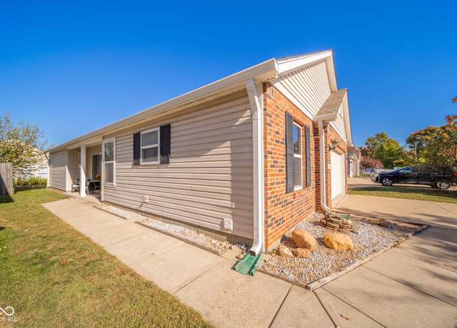 Property at 46 White Lick Dr, Indianapolis, IN 46227, 2 beds, 1 bath