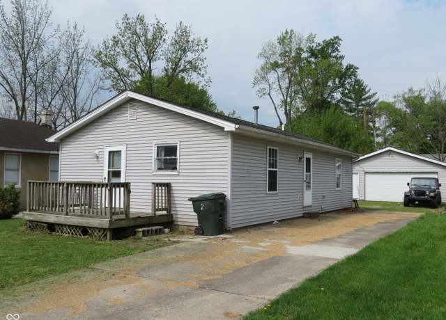 Property at 470 N Pine St, Morgantown, IN 46160, 3 beds, 1 bath