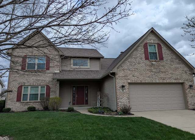 Property at 561 Prince Dr, Greenwood, IN 46142, 3 beds, 2.5 baths