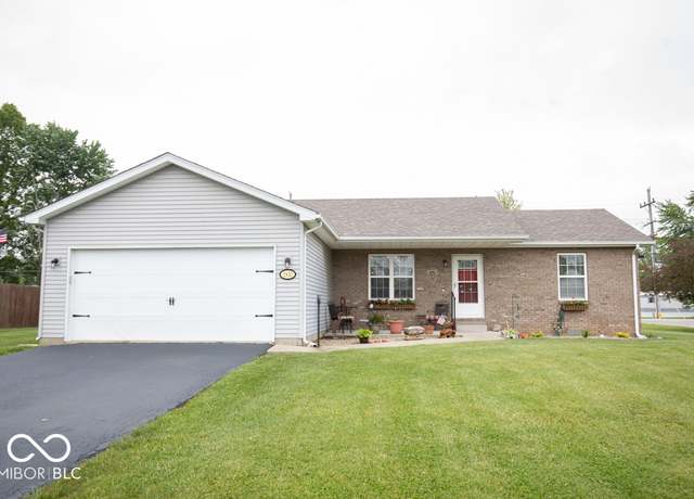 Property at 1931 Westbrook Dr, North Vernon, IN 47265, 3 beds, 2 baths