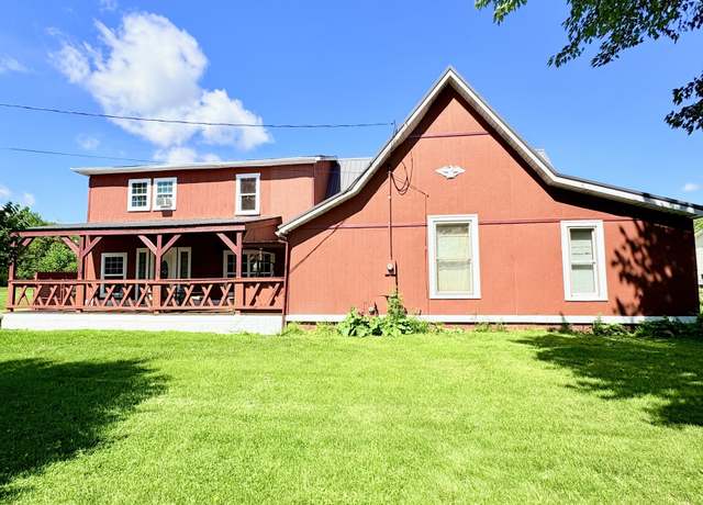 Property at 404 S Indiana St, Roachdale, IN 46172, 4 beds, 3 baths