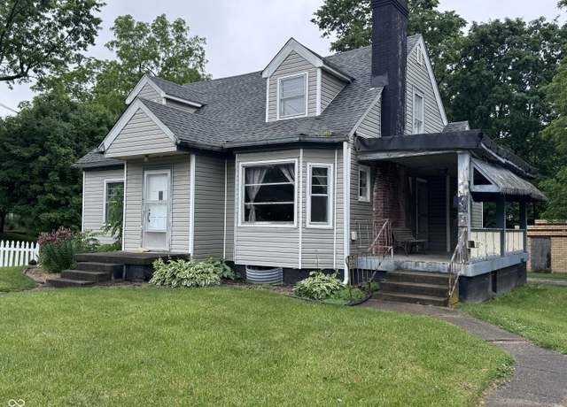Property at 114 S Green St, Brownsburg, IN 46112, 4 beds, 2 baths