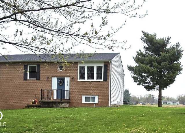 Property at 9812 W 900 Rd N, Elwood, IN 46036, 4 beds, 2 baths