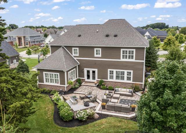 Property at 10297 Timberland Dr, Fishers, IN 46040, 5 beds, 4.5 baths