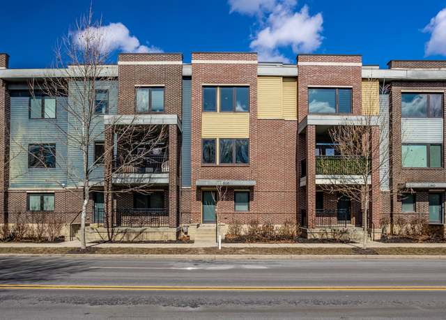 Property at 606 E 10th St, Indianapolis, IN 46202, 2 beds, 2.5 baths