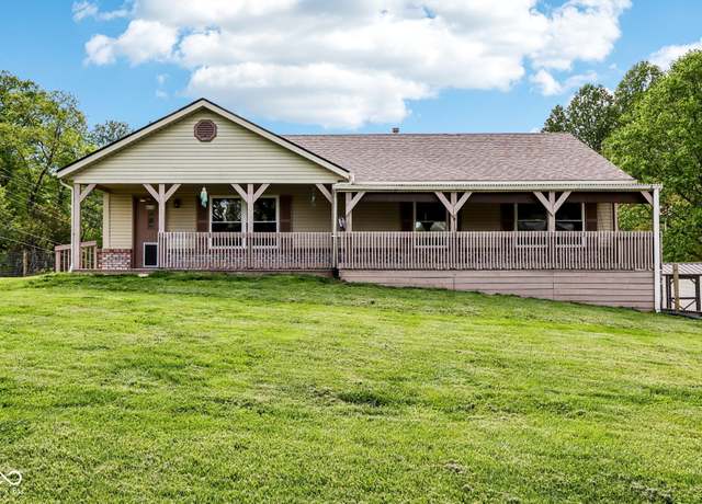 Property at 9510 N Cooney Rd, Mooresville, IN 46158, 4 beds, 2.5 baths