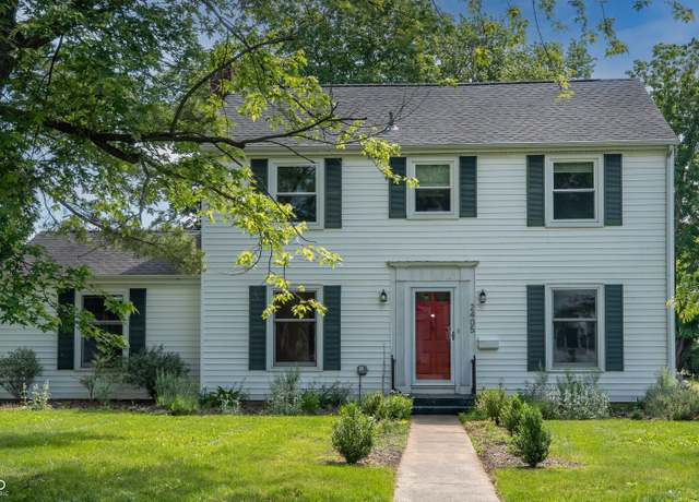 Property at 2405 Sycamore St, Columbus, IN 47201, 5 beds, 2.5 baths