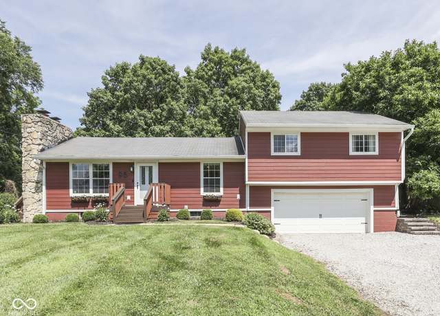 Property at 95 S Morgantown Rd, Greenwood, IN 46142, 3 beds, 2.5 baths