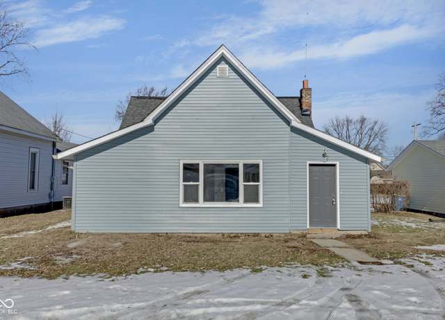 Property at 405 E 9th St, Sheridan, IN 46069, 3 beds, 2 baths