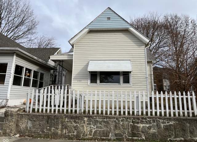 Property at 430 S Proud St, Muncie, IN 47305, 3 beds, 1 bath