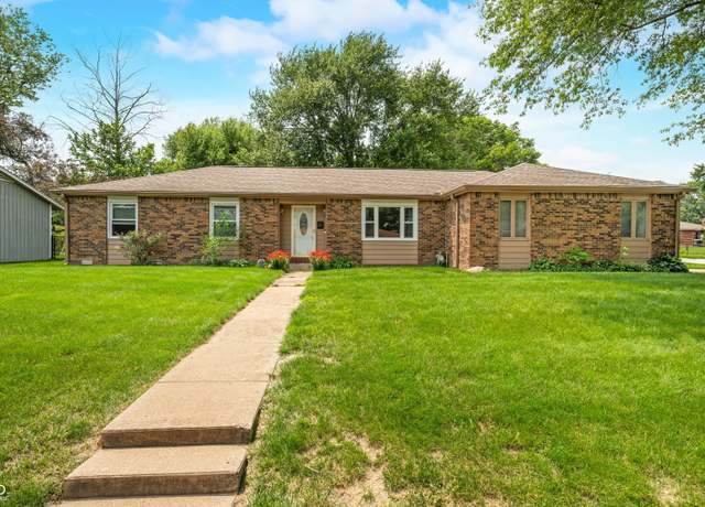 Property at 3210 Flintwood Dr, Columbus, IN 47203, 3 beds, 2 baths