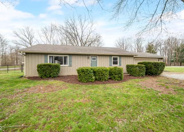 Property at 2072 S Rembrandt Cv, Martinsville, IN 46151, 2 beds, 1 bath