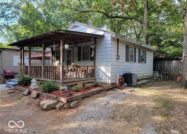 Property at 52 E Delaney Millport Rd, Vallonia, IN 47281, 3 beds, 1 bath