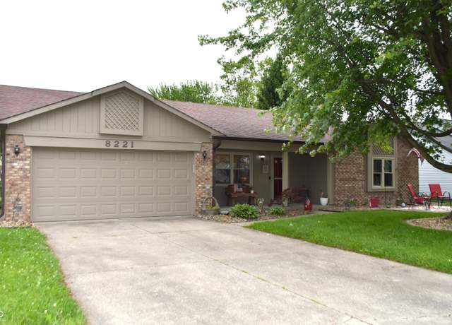 Property at 8221 Rob Ln, Indianapolis, IN 46237, 3 beds, 2 baths