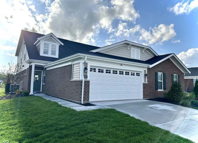 Property at 6040 Bluecrest Dr, Brownsburg, IN 46234, 3 beds, 2.5 baths
