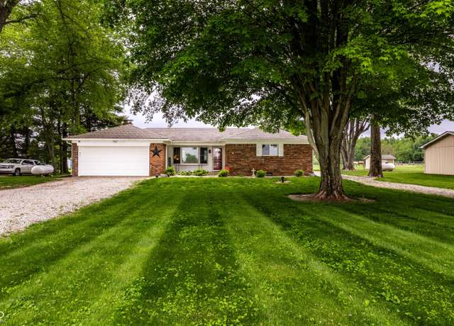 Property at 2965 E 1100 N, Pendleton, IN 46064, 3 beds, 2 baths