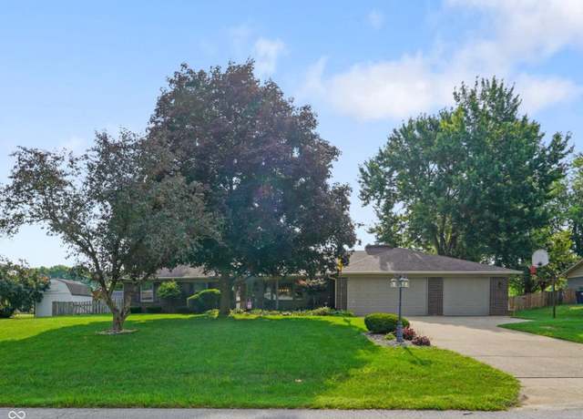 Property at 475 Poplar Dr, Greenwood, IN 46142, 5 beds, 3 baths