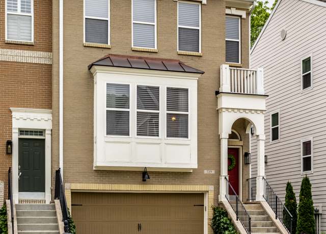 Property at 729 Greenford Trl N, Carmel, IN 46032, 3 beds, 3.5 baths