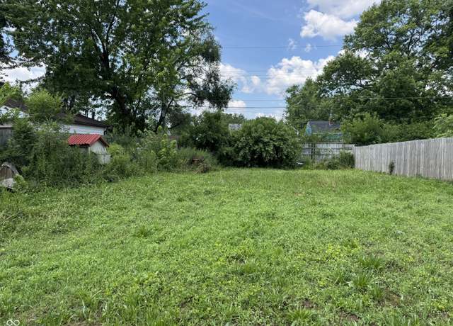 Property at 2012 W Kessler Blvd Dr N, Indianapolis, IN 46222