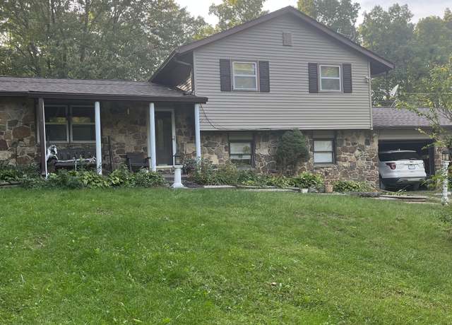 Property at 4005 Texas Pike, Spencer, IN 47460, 4 beds, 2 baths