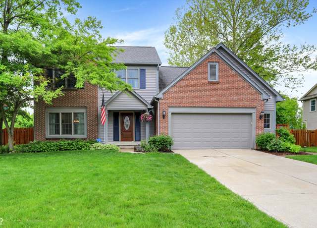 Property at 10310 Foxwood Dr W, Carmel, IN 46280, 4 beds, 2.5 baths