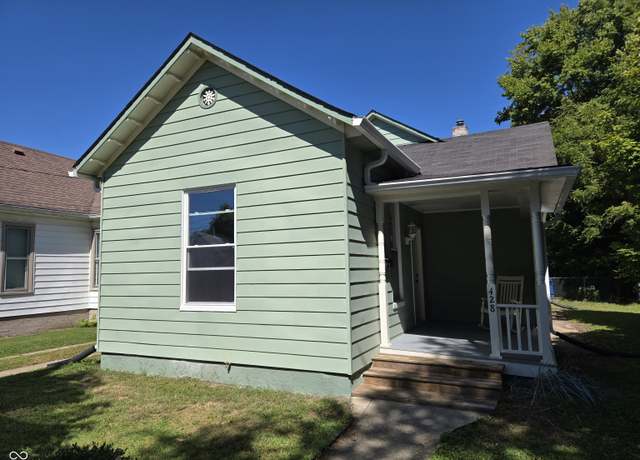 Property at 428 W Washington St, Shelbyville, IN 46176, 3 beds, 1 bath
