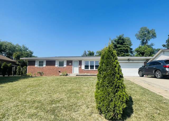 Property at 2416 Radcliffe Ave, Indianapolis, IN 46227, 3 beds, 2 baths