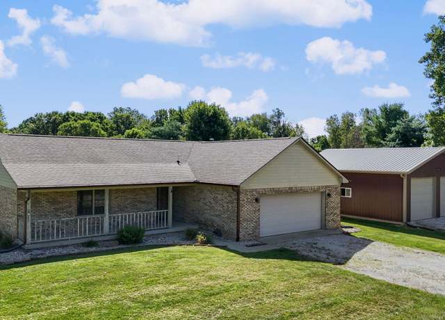 Property at 5847 Volunteer Ln, Martinsville, IN 46151, 3 beds, 2 baths