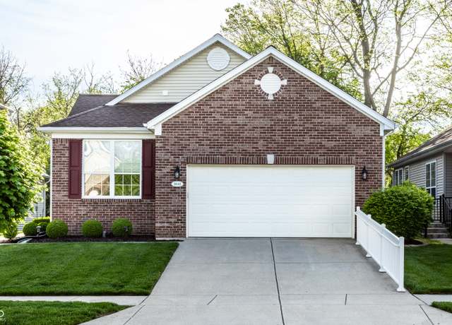 Property at 1041 Lincoln Park Dr E, Greenwood, IN 46142, 2 beds, 2 baths