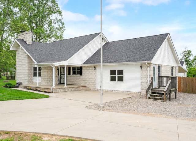 Property at 1152 S County Road 1100 E, Seymour, IN 47274, 3 beds, 2 baths