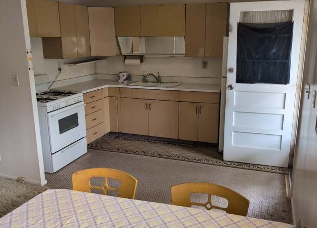 Property at 5807 Sunwood Dr, Indianapolis, IN 46224, 5 beds, 2 baths