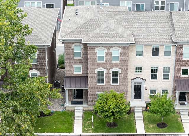 Property at 1553 Omar Dr, Indianapolis, IN 46202, 3 beds, 3 baths