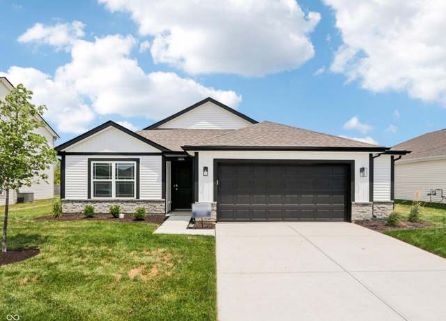 Property at 1414 Bluebonnet Pl, Shelbyville, IN 46176, 3 beds, 2 baths