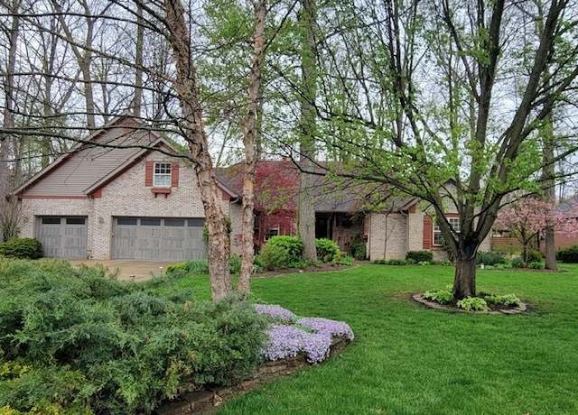 Property at 7594 W Williamswood Dr, New Palestine, IN 46163, 4 beds, 3.5 baths