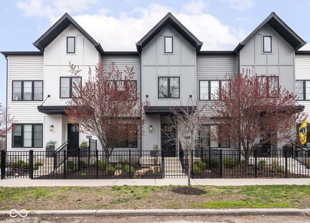 Property at 1326 E 10th St, Indianapolis, IN 46202, 3 beds, 2.5 baths