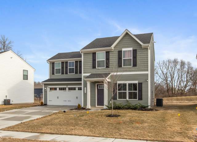 Property at 3219 E Maygrove Dr, Danville, IN 46122, 3 beds, 2.5 baths