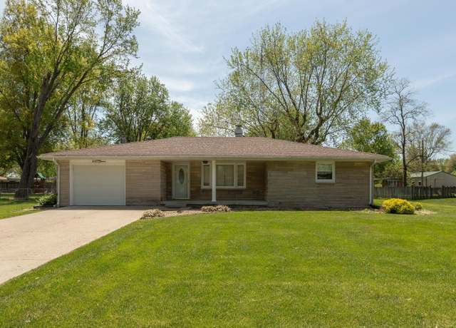 Property at 800 Greenbrier Dr, Seymour, IN 47274, 2 beds, 1 bath
